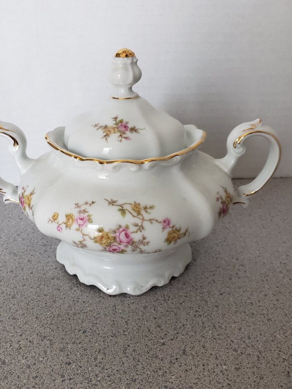 JOHANN HAVILAND Sugar Bowl & Lid Michele